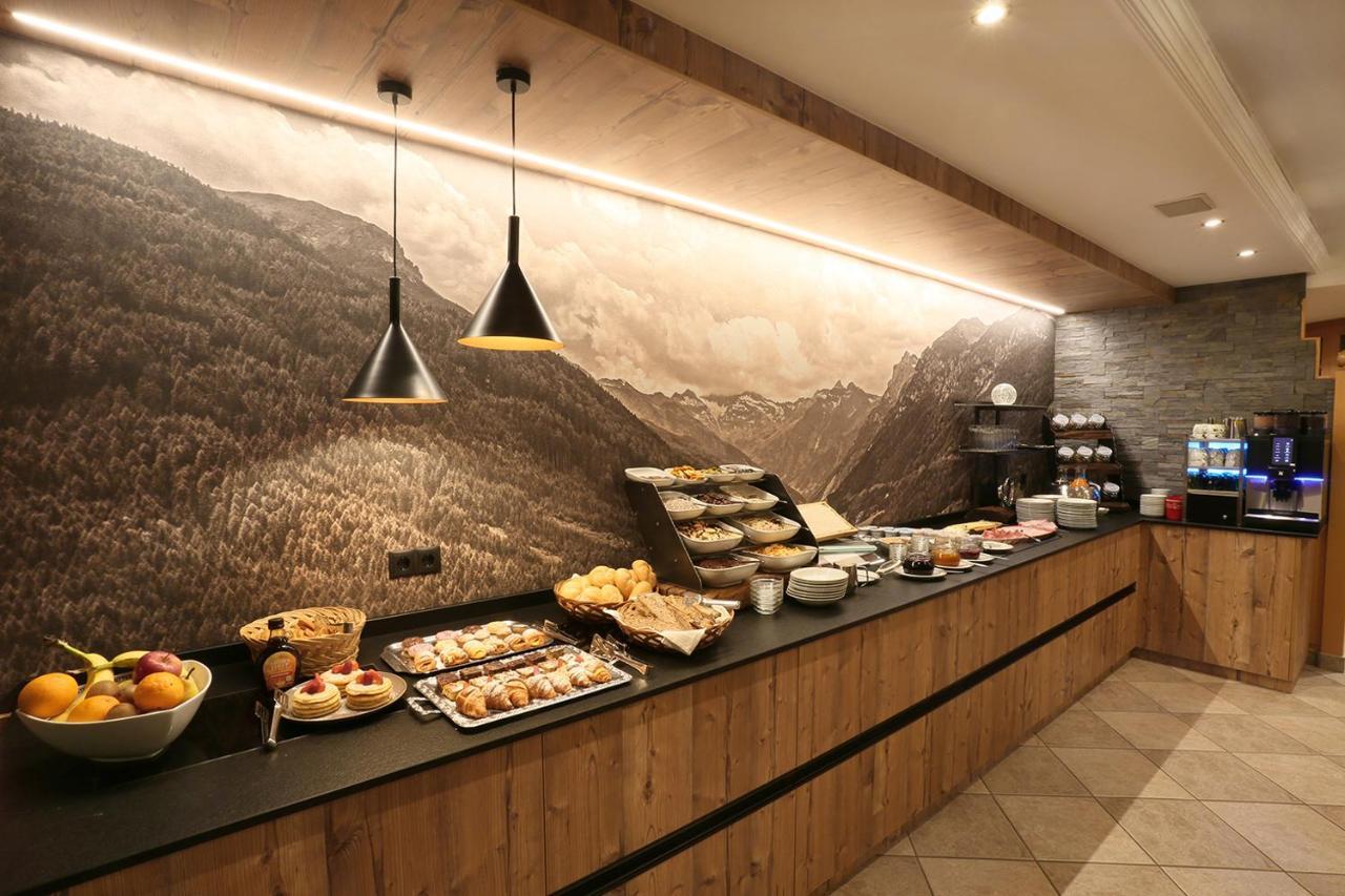 Pension Alpenhof B&B Colle Isarco Luaran gambar