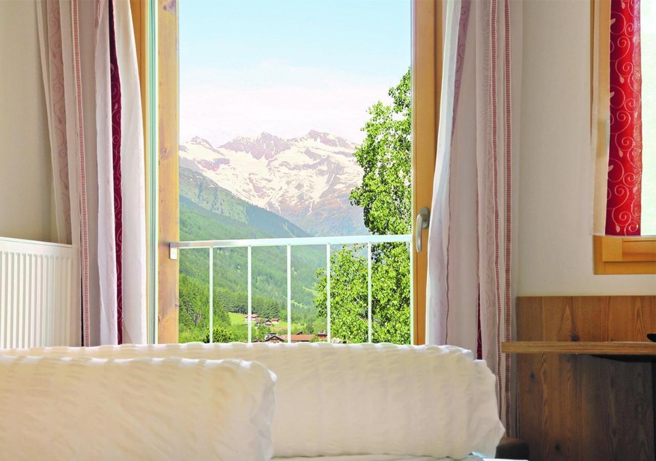 Pension Alpenhof B&B Colle Isarco Luaran gambar