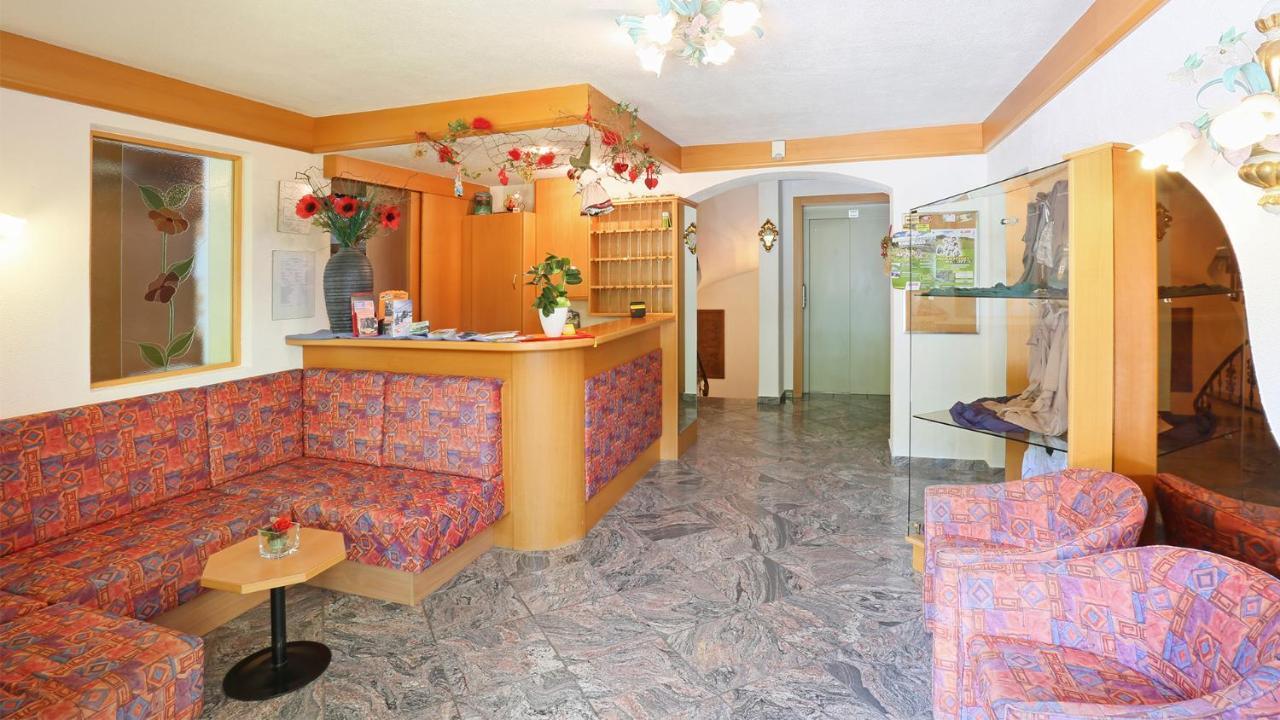 Pension Alpenhof B&B Colle Isarco Luaran gambar