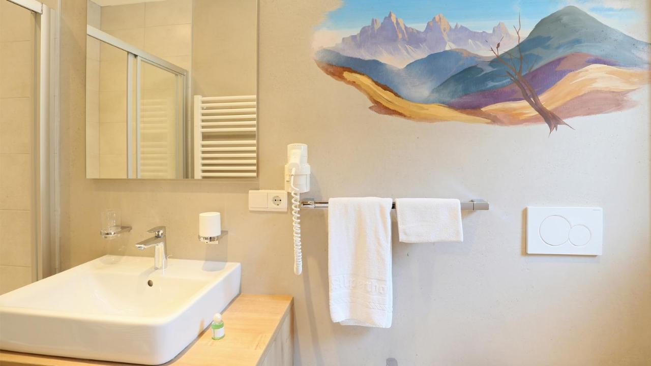 Pension Alpenhof B&B Colle Isarco Luaran gambar
