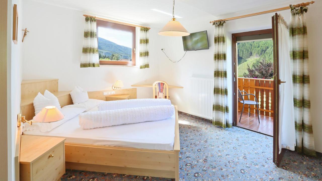 Pension Alpenhof B&B Colle Isarco Luaran gambar