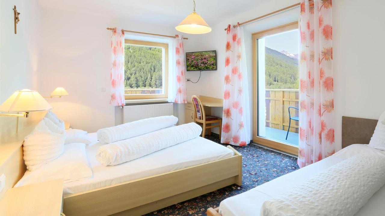 Pension Alpenhof B&B Colle Isarco Luaran gambar